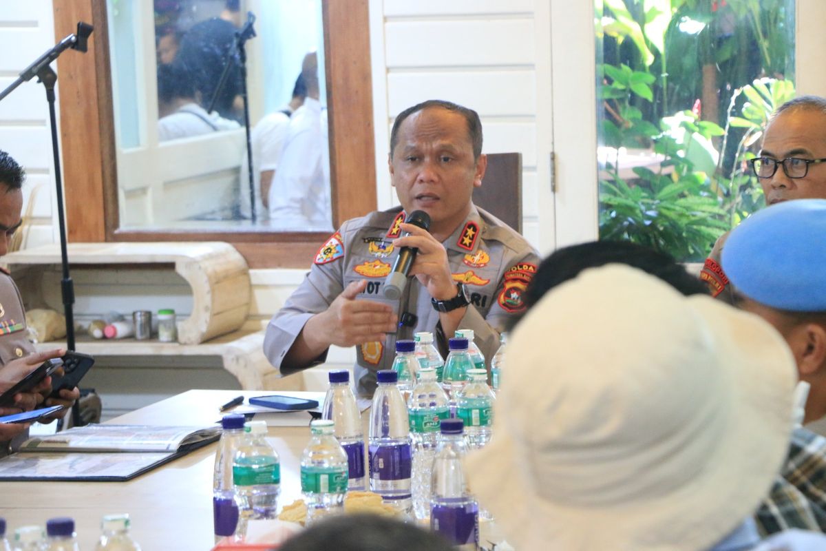 Sumatera Barat, Jejak Karier Kapolda Sumbar Irjen Gatot Tri Suryanta, Rekan Seangkatan Kapolri Listyo Sigit