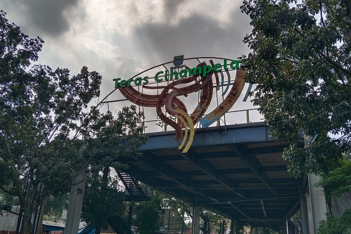Teras Cihampelas, Dedi Mulyadi, Ridwan Kamil, Profil Teras Cihampelas yang Akan Dibongkar Dedi Mulyadi: Dulu Digarap RK dan Dipuji Jokowi, Alasan Teras Cihampelas Dibongkar, Profil Teras Cihampelas, Pernah Dikunjungi dan Dipuji Jokowi, Dua Kali Direvitalisasi Sebelum Wacana Pembongkaran