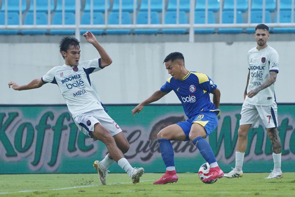 Arema FC, Arema FC vs Persik, Persik Kediri, Super League, Marcos Reina, Link Live Streaming Arema FC Vs Persik di Super League 2025-2026