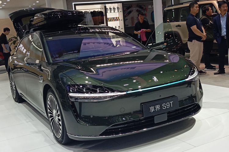 BAIC, Arcfox, Stelato, Arcfox T1, BAIC Indonesia, mobil china, BAIC BJ-40 Plus, arcfox, Mengenal Sub-Brand BAIC, Arcfox, dan Stelato
