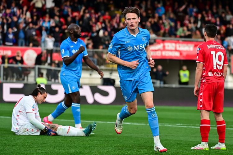 Manchester United, Premier League, Napoli, Bursa Transfer, Liga Italia, Scott McTominay, rasmus hojlund, Tinggalkan Manchester United, Hojlund Susul McTominay ke Napoli