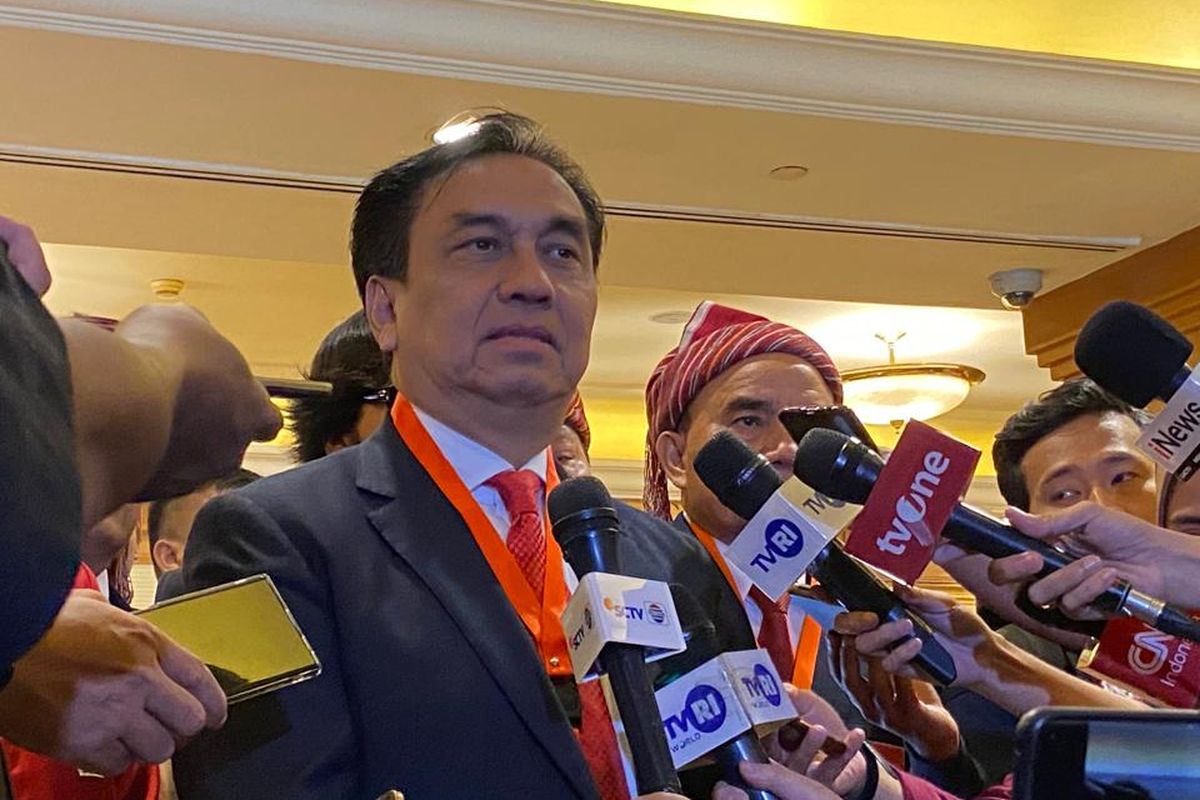 Wakil Presiden, Gibran Rakabuming Raka, Effendi Simbolon, Partai Demokrasi Indonesia Perjuangan, PDI-P, gibran rakabuming raka, Disebut Gibran, Sosok Effendi Simbolon: Dipecat PDI-P karena Kongkalikong dengan Jokowi