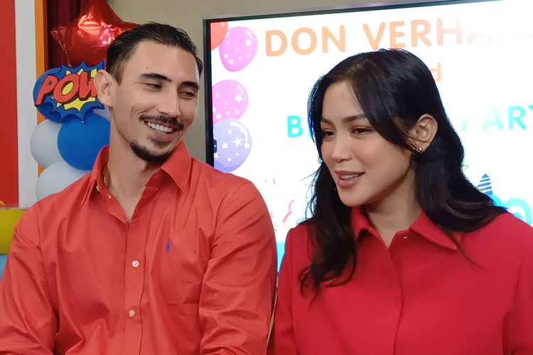 menumbuhkan rasa percaya diri pada anak, Jessica Iskandar, tips parenting, Vincent Verhaag, rasa percaya diri, tips parenting anak, percaya diri anak, meningkatkan rasa percaya diri, Cara Jessica Iskandar dan Vincent Verhaag Menumbuhkan Rasa Percaya Diri pada Anak