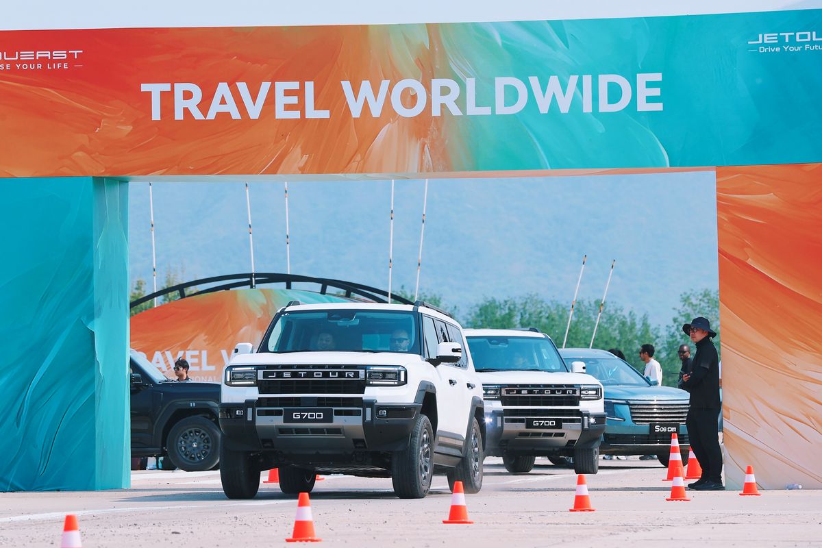 test drive, Jetour, Impresi Awal Jetour G700: Gagah di Luar, Mewah di Dalam