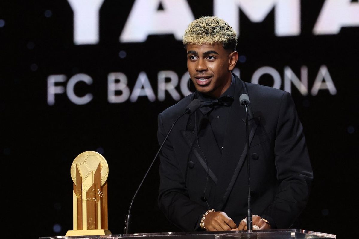 Barcelona, Ballon d'Or, Liga Spanyol, Hansi Flick, laliga, Real Oviedo, Gavi, Lamine Yamal, real oviedo vs barcelona, Hansi Flick Sebut Kegagalan Raih Ballon d'Or Akan Memacu Lamine Yamal