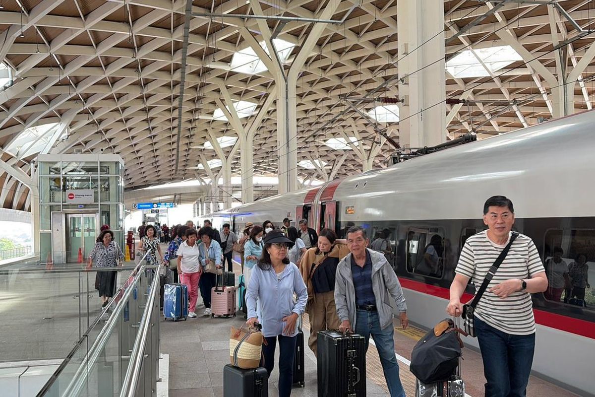 Kereta Cepat Whoosh, Promo Tiket Kereta Cepat Whoosh Cuma Rp 200.000, Catat Syaratnya