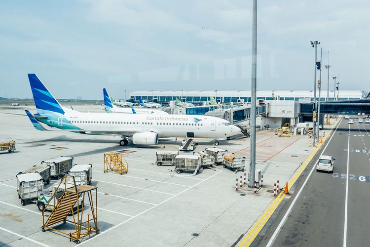 Pesawat Garuda, Garuda Indonesia, garuda indonesia, ban pesawat garuda copot, ban pesawat garuda indonesia, Insiden Ban Pesawat Garuda Copot yang Berujung Permohonan Maaf