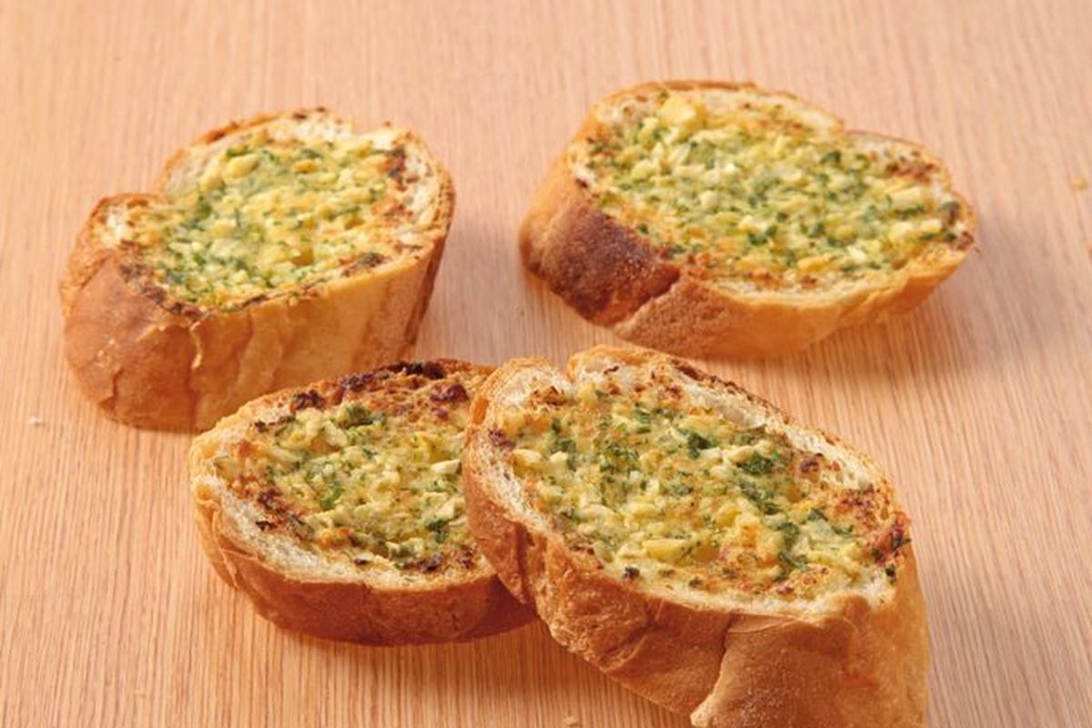 roti sagu, resep garlic bread, resep garlic bread roti tawar, resep garlic bread simple, resep roti bebas gluten, Resep Garlic Bread, Pakai Bahan Gluten Freen dari Roti sampai Olesan