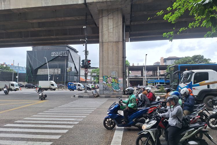 Honda, Brio Satya, mobil nasional, Pabrik BYD, ETLE, Honda Tambah Varian Brio Satya S CVT