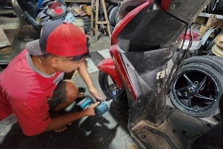 suspensi, motor, Suspensi, banjirjakarta, Perawatan, Begini Efek Air Kotor pada Suspensi Motor