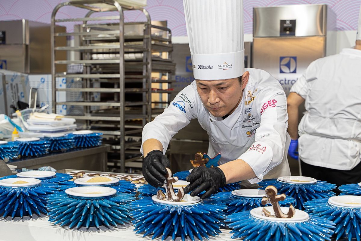 gelato, Indonesia Unjuk Gigi dalam Ajang Kejuaraan Gelato Dunia 2026, 1. Kotak misteri buah, 2. Kue gelato, 3. Porsi tunggal dalam gelas, 4. Stik gelato, 5. Camilan gelato, 6. Hidangan pembuka dengan gelato gourmet, 7. Marron Glace Tronchetto, 8. Patung cokelat, 9. Karya seni dari balok cokelat, 10. Prasmanan besar terakhir