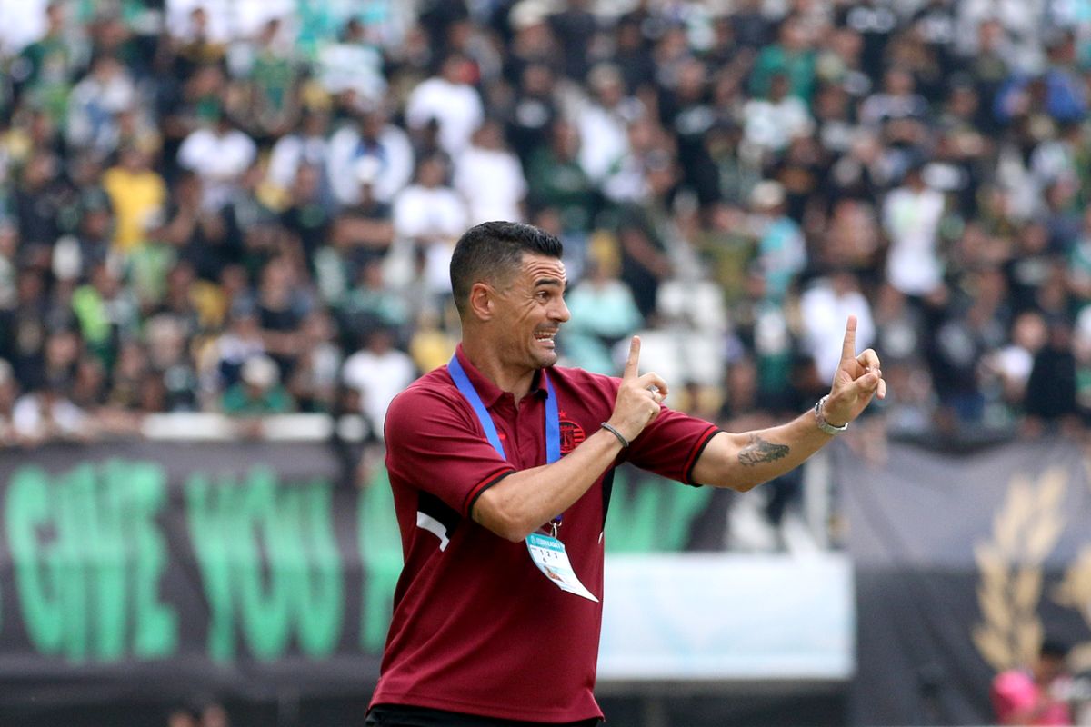 persija, persija jakarta, madura united, Liga 1, Carlos Pena, Idul Fitri, Idul Fitri Tiba, Carlos Pena Bagikan Pengalaman Ramadhan bersama Persija