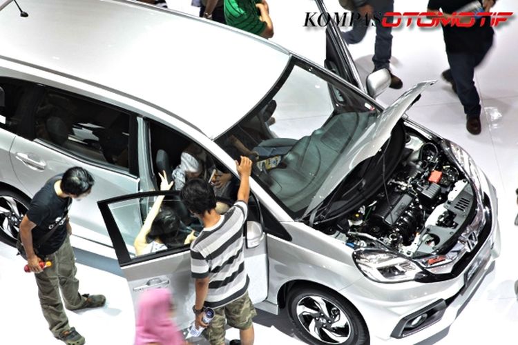 Gaikindo, penjualan mobil, Oktober 2025, Kukuh Kumara, Penjualan Mobil, Tren Penjualan Mobil Indonesia: Optimisme di Tengah Pelemahan
