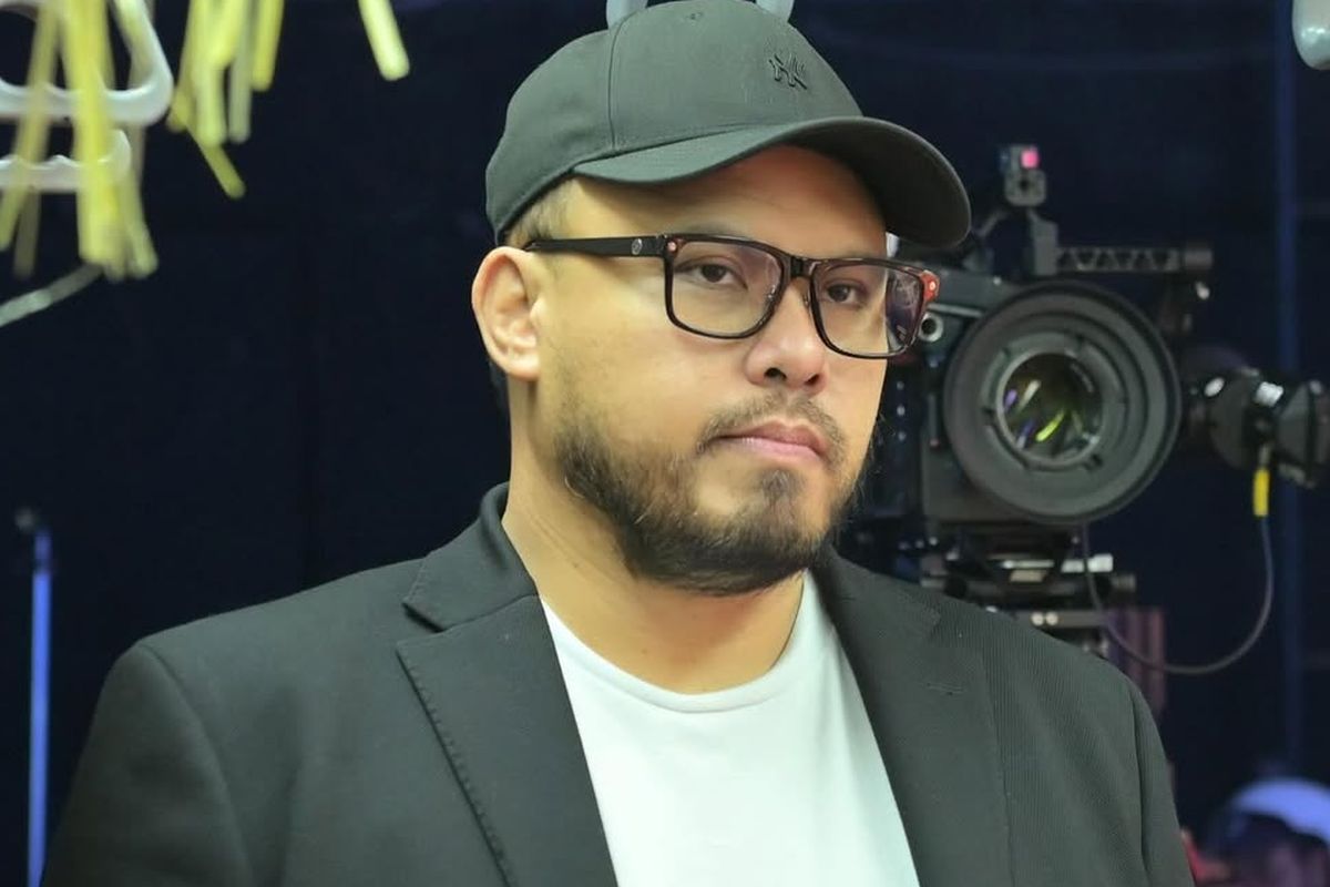 Joko Anwar, sepatu, memilih sepatu, joko anwar tidak impulsif, sutradara joko anwar, joko anwar tak impulsif membeli baju dan sepatu, Soal Fashion, Joko Anwar Mengaku Tak Suka Belanja Impulsif