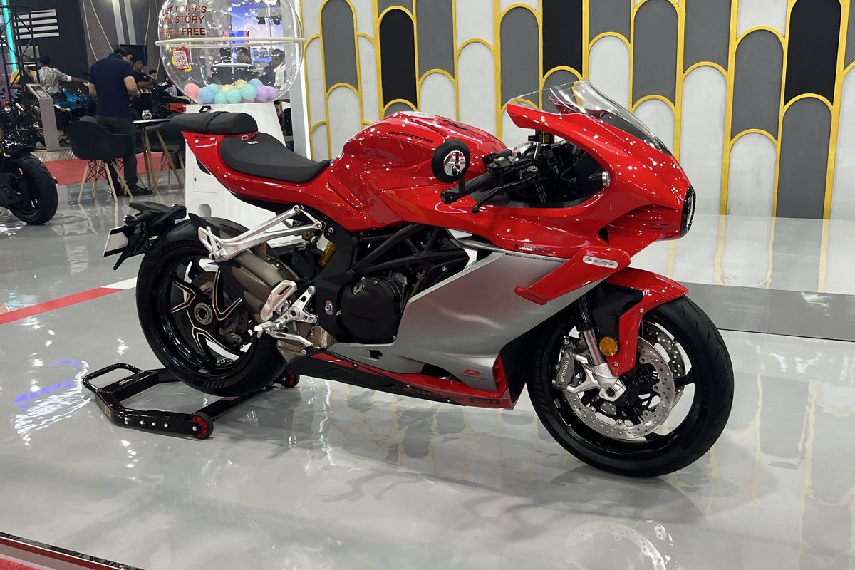 QJMotor Super9, Jakarta Fair 2025, MV Agusta, jakarta fair 2025, motor sport retro modern, QJMotor Super9 Hadir di Jakarta Fair, Mirip MV Agusta Superveloce