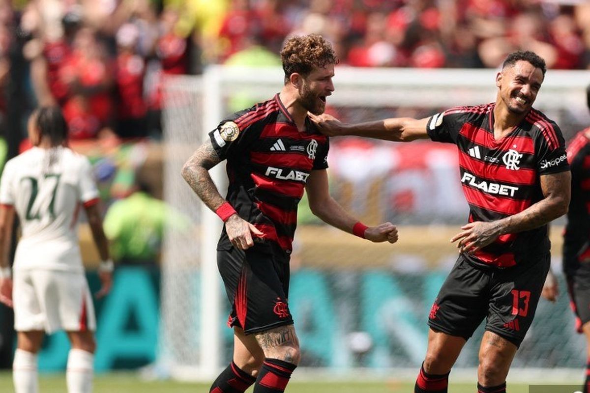 Flamengo, Chelsea, Piala Dunia Antarklub 2025, Flamengo vs Chelsea, Flamengo Bangkit di Babak Kedua, chelsea, flamengo, Piala dunia antarklub 2025, Flamengo vs Chelsea: Skor 3-1, Dua Eks The Blues Hancurkan Mantan Klubnya, Flamengo Bangkit di Babak Kedua, Filipe Luis Bangga dengan Performa Tim, Jorginho: Kami Menekan Secara Bersama-sama, Percaya Diri di Ruang Ganti Flamengo