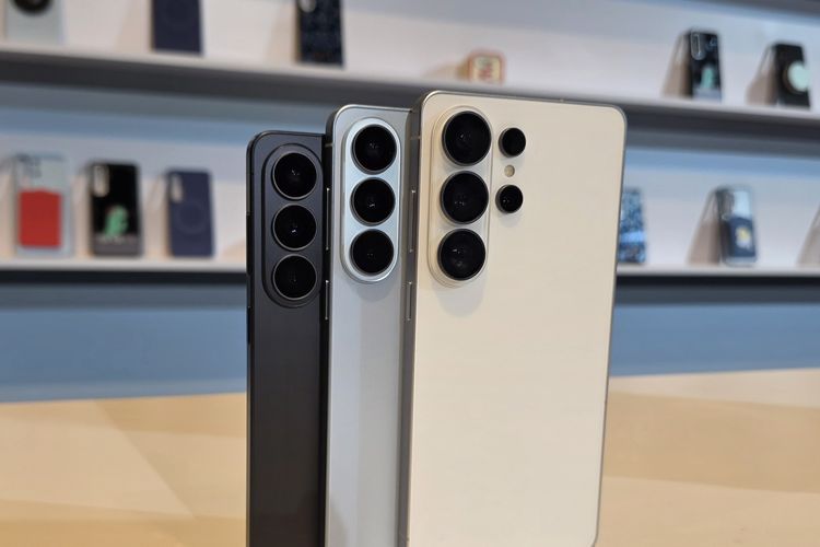 Samsung, Galaxy S26 Ultra, Galaxy Unpacked, Samsung S26 Ultra, Samsung Galaxy S26 Ultra, Samsung Galaxy S26 Ultra Resmi, Punya Layar Anti-intip dan Kamera Lebih Terang, Lebih tipis, ringan, tanpa desain "Note", Sistem pendingin dan chipset spesial, Foto dan video makin terang, Fast charging 60 watt, Makin paten jadi "AI Phone", Harga Samsung Galaxy S26 Ultra