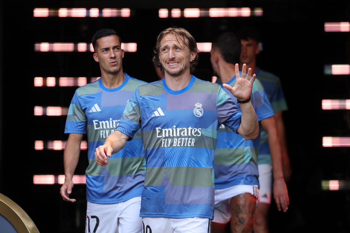 Milan, Igli Tare, Luka Modric, AC Milan, milan, Serie A, Liga Italia, Luka Modric Dipastikan ke AC Milan, Langsung Tanya Ambisi Juara Rossoneri