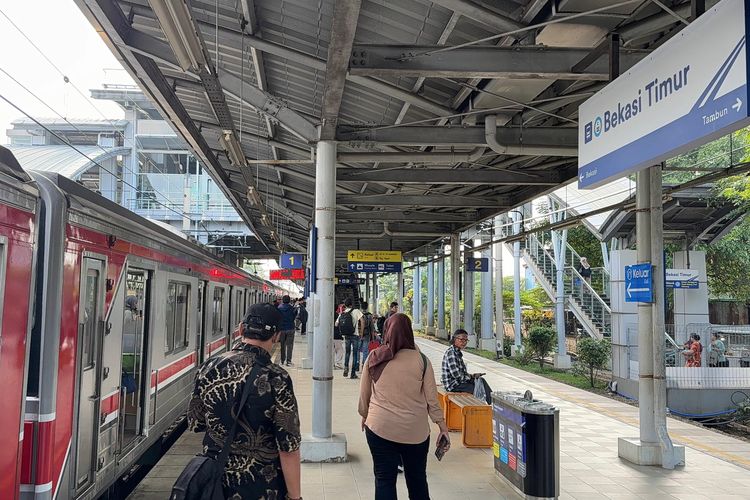 Stasiun Bekasi Timur, kecelakaan KRL, Argo Bromo Anggrek, Stasiun Gambir, Stasiun Bekasi Timur Beroperasi Kembali, KRL Bekasi-Cikarang Normal