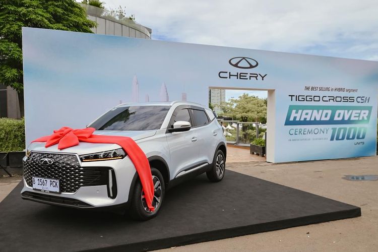 Chery, Chery Indonesia, Tiggo, Chery Sales Indonesia, Tiggo Cross, Tiggo Cross CSH, Chery Serahkan 1.000 Unit Tiggo Cross CSH ke Konsumen