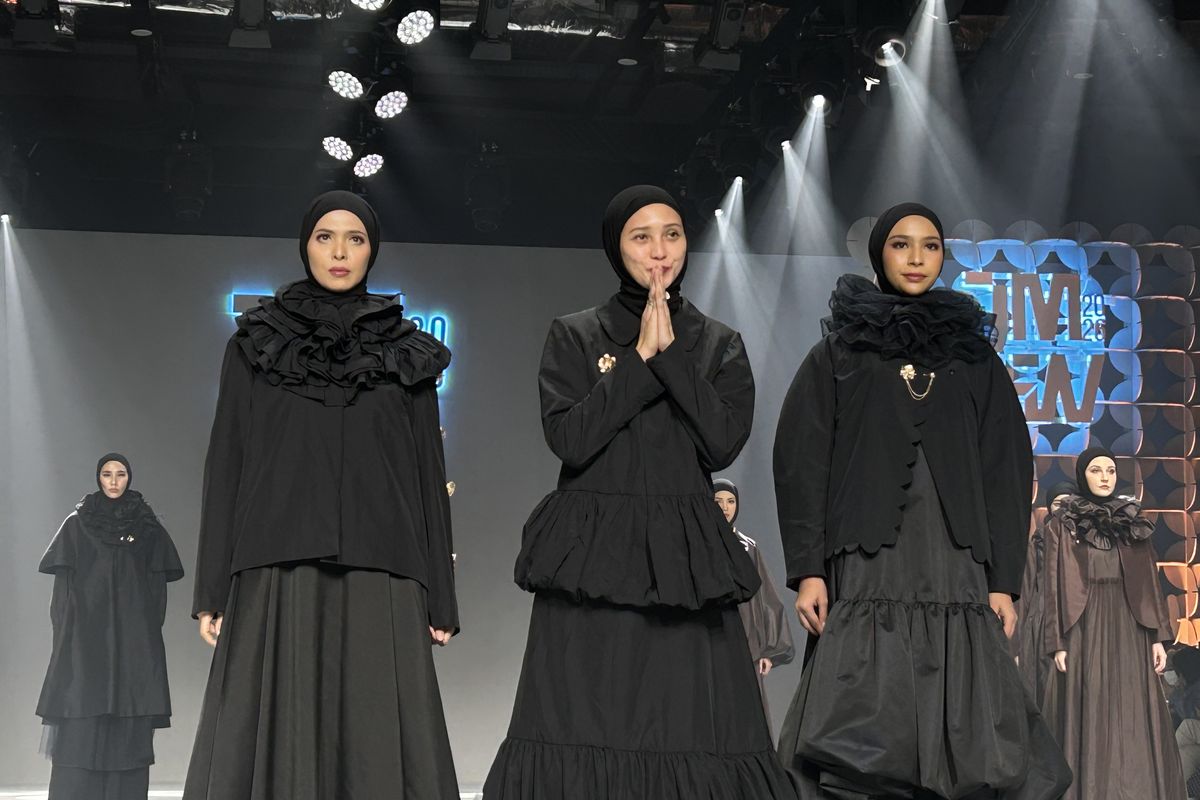 baju berbahan parasut, bahan parasut, Jaket Parasut, baju parasut, cara merawat baju berbahan parasut, merawat bahan parasut, cara merawat jaket bahan parasut, 3 Cara Merawat Baju Bahan Parasut agar Tetap Awet dan Rapi