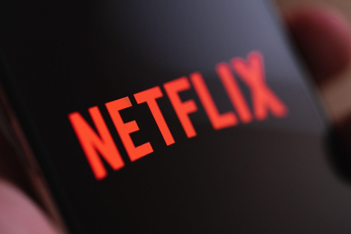 akuisisi, 2025, Netflix, Adobe, Qualcomm, OpenAI, Samsung, 5 Akuisisi Perusahaan Teknologi Dunia pada 2025, dari Netflix hingga Samsung, 1. Netflix akuisisi Warner Bros Discovery, 2. Adobe akuisisi Semrush, 3. Qualcomm akuisisi Arduino, 4. OpenAI akuisisi io, 5. Samsung akuisisi bisnis Masimo