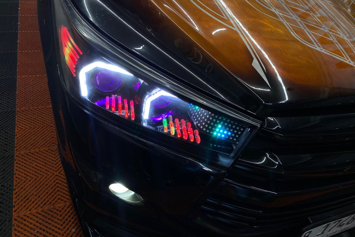 Lampu, Lampu LED, lampu mobil, Bi-LED, Projector Acer Essentials, LED Vs Proyektor, Mana yang Lebih Baik?