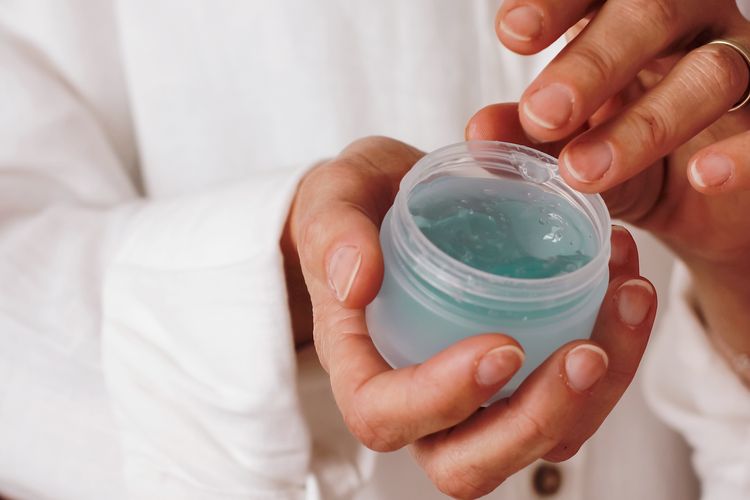 izin edar, kosmetik impor, Kosmetik Tanpa Izin Edar Tak Bisa Dijamin Aman, Ini Kata BPOM, Mengapa izin edar penting?, Kosmetik ilegal banyak dijual secara online, BPOM minta masyarakat lebih teliti, Pengawasan akan terus diperketat