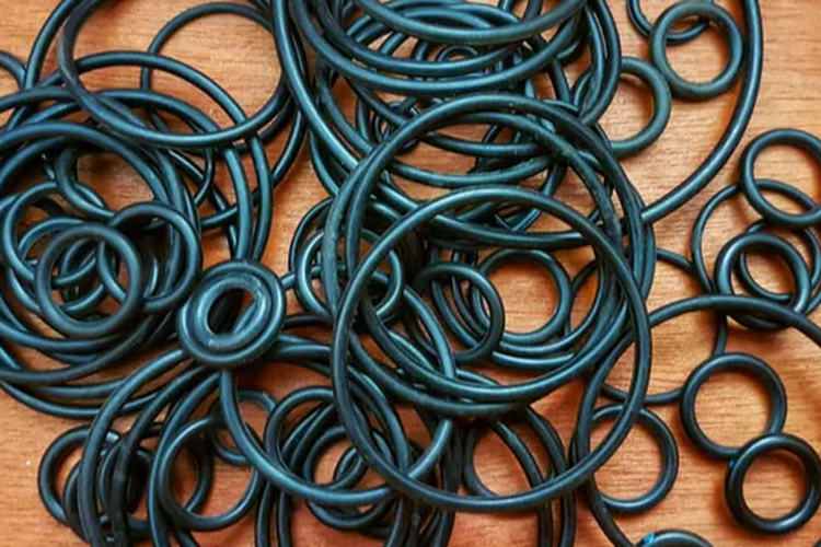 Bensin campur etanol, nitrile rubber, komponen mobil tak tahan etanol, Bahan Komponen Mobil Ini Tak Tahan Campuran Bensin Etanol
