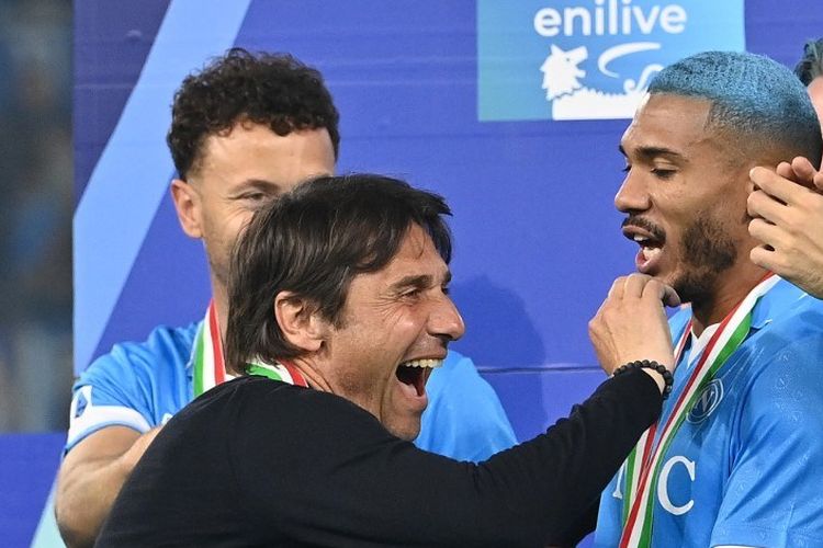 Serie A, Bursa Transfer, Liga Italia, napoli, serie a, Manchester United, Rasmus Hojlund, Napoli Siap Penuhi Tuntutan Hojlund, Man United Senang