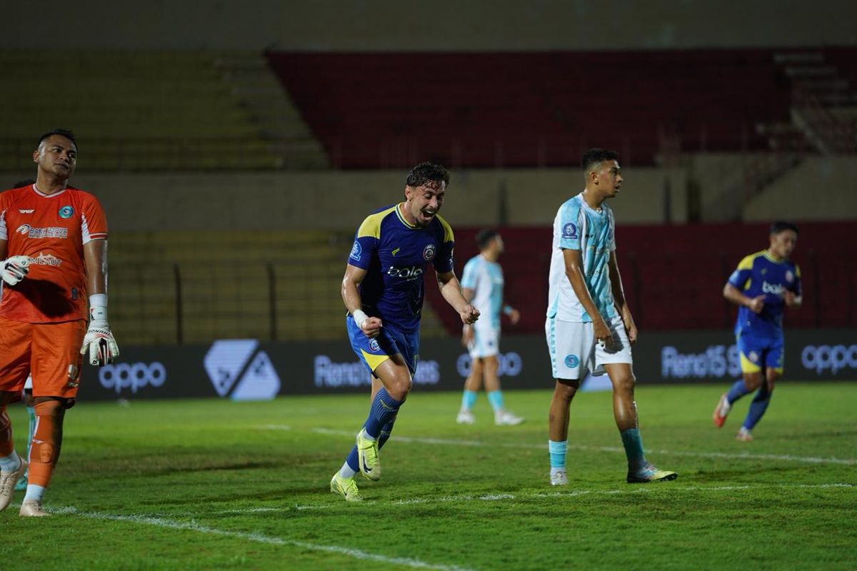 Arema FC, PSBS Biak, Persebaya, Persebaya Surabaya, Semen Padang, Klasemen Super League 2025-2026: Arema FC Geser Persita Tangerang