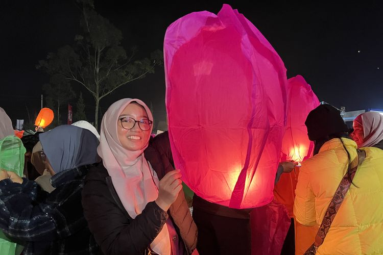 Dieng, Dieng Culture Festival 2025, dcf 2025, Penerbangan Lampion Dieng Culture Festival 2025, Ketika Ribuan Lampion Hiasi Dinginnya Langit Tengah Malam Dieng pada DCF 2025