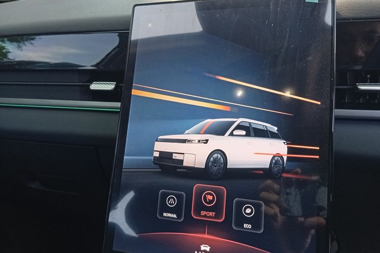 Jaecoo Indonesia, SUV kompak, J5 EV, kendaraan listrik, Suasana Interior Jaecoo J5 EV: SUV Listrik Baru di Indonesia, Interior Lapang , Minim Tombol Fisik, Baris Kedua , Teknologi J5 EV