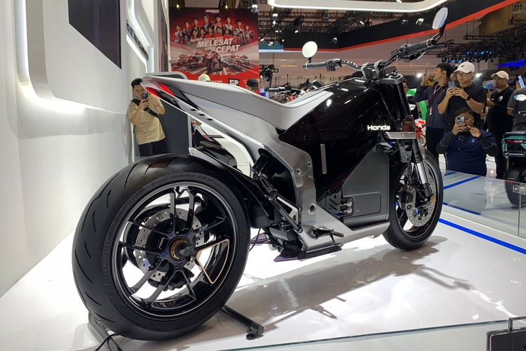 IMOS, Indonesia Motorcycle Show, motor baru honda, IMOS 2025, indonesia motorcycle show 2025, Prediksi Motor Honda yang Bakal Meluncur di IMOS 2025