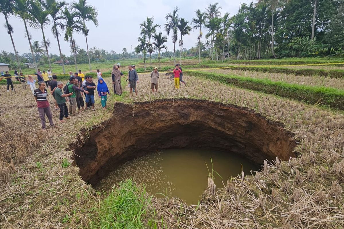sinkhole, Badan Geologi, Sinkhole di Limapuluh Kota, Badan Geologi Sarankan Pemanfaatan Lubang