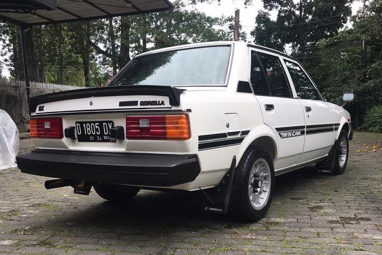 Toyota Corolla DX, mobil klasik, Revo Pradana, tips membeli, Panduan Cerdas Beli Toyota Corolla DX Bekas