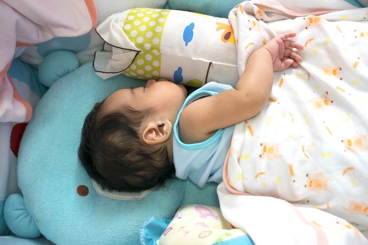 influenza A, influenza b, cara mencegah influenza, influenza adalah, influenza pada anak, mencegah influenza, mencegah influenza a dan b, langkah mencegah influenza, Apa yang harus dilakukan untuk mencegah influenza, 6 Cara Mencegah Anak Terkena Influenza Menurut Dokter, 1. Cuci hidung, 2. Tidur cukup, 3. Beri vaksin flu, 4. Makan makanan bergizi seimbang, 5. Terapkan perilaku hidup bersih dan sehat, 6. Berjarak dengan orang sakit