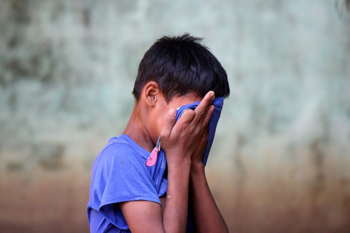 Perilaku anak, bunuh diri, Psikiater Ungkap Tanda Awal Bunuh Diri pada Anak yang Sering Diabaikan, Orangtua Harus Tahu, Anak sudah memahami kematian, tapi belum siap secara emosional, Perubahan perilaku jadi alarm paling penting, Bunuh diri anak lahir dari akumulasi masalah, Peran stres ekonomi dan beban orang dewasa, Deteksi dini jadi kunci pencegahan