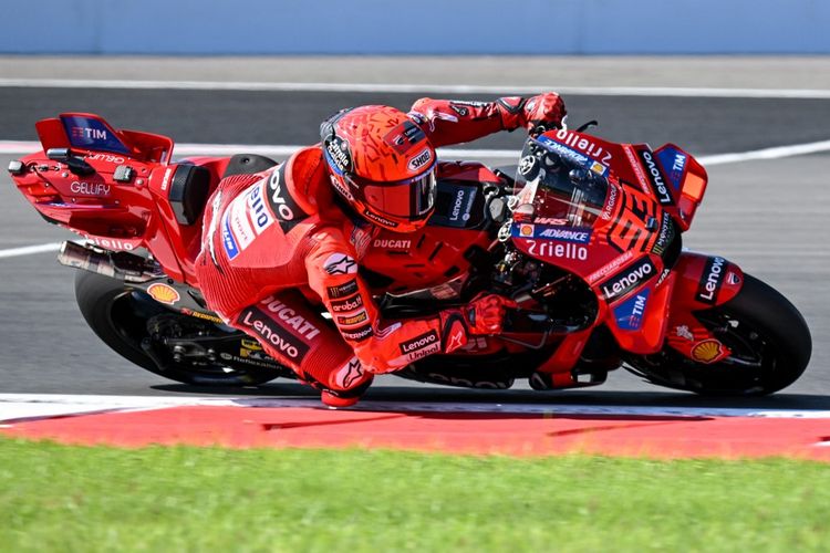 Marc Marquez, motor adventure, Apache, Populer Otomotif, artikel terpopuler, Motor 2-tak, BYD Atto 1, spbu pertamina signature, bbm campur etanol, BYD Atto 1 Tiba, BBM Etanol Tak Ramah Motor 2-Tak