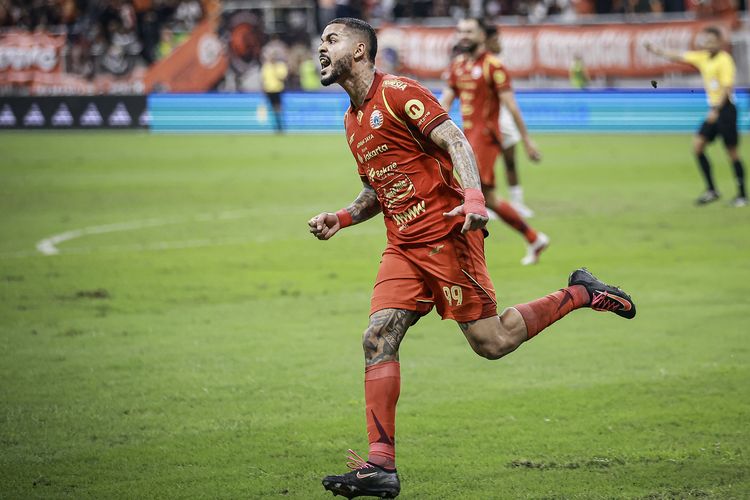 Persija, Persebaya, Super League, Mauricio Souza, Persija Vs Persebaya, Mauricio Souza Minta Pemain Hindari Kartu