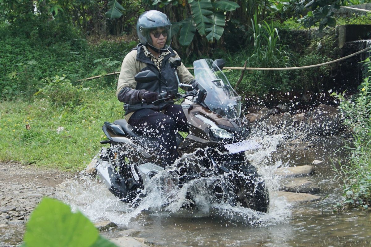 Servis, biaya kepemilikan, honda adv160, ADV 160 RoadSync, Hitung Biaya Kepemilikan Honda ADV160 RoadSync Satu Tahun