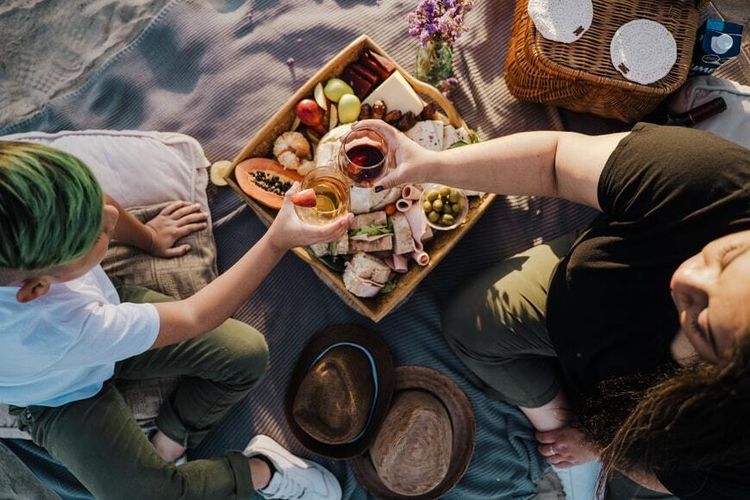 piknik, Tips Aman Membawa Makanan Saat Piknik, Awas Jangan Sampai Basi