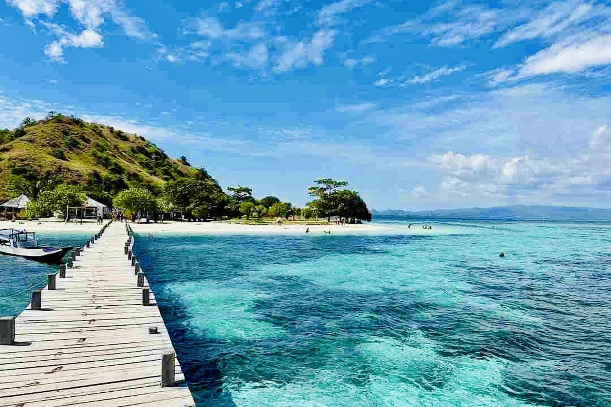 Labuan Bajo, Biaya Liburan ke Pulau Kanawa Labuan Bajo: dari Snorkeling hingga Trekking, Snorkeling mudah untuk pemula, Aktivitas selain snorkeling, Akses dekat Labuan Bajo, Berapa total biaya liburan ke Labuan Bajo?