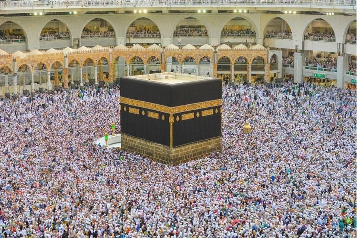 haji reguler, haji plus, perencanaan keuangan, menabung haji, Ingin Berangkat Haji Plus Lebih Cepat? Ini Strategi Menabung yang Realistis dan Aman