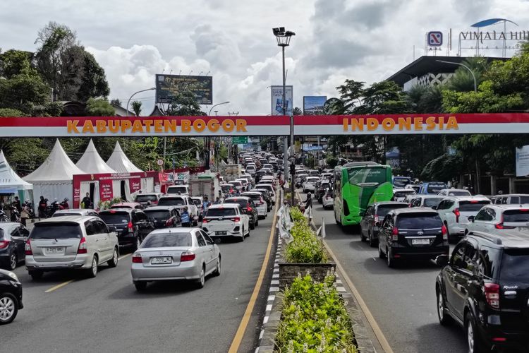 arus balik, Bogor, Jalur Puncak, Arus Balik Libur Nataru, Polisi Siapkan Oneway di Jalur Puncak Bogor
