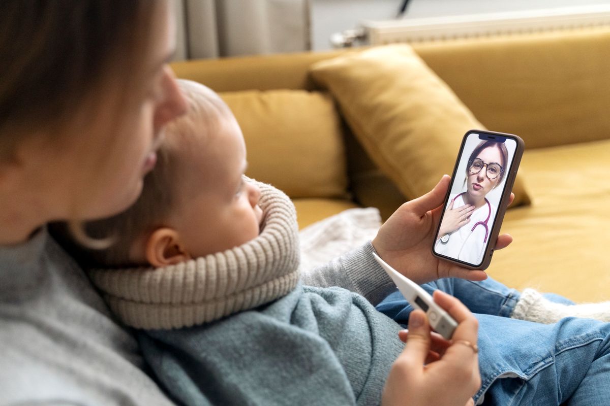 mengenalkan teknologi pada anak, Cara mengenalkan teknologi pada anak, Mengenalkan teknologi pada anak, cara mengenalkan teknologi pada anak usia dini, usia berapa anak boleh main gadget, Bagaimana cara menjelaskan teknologi kepada anak, Bagaimana cara mengenalkan internet pada anak, cara mengenalkan teknologi pada anak, Kapan Anak Boleh Kenal Teknologi? Ini Saran Psikolog