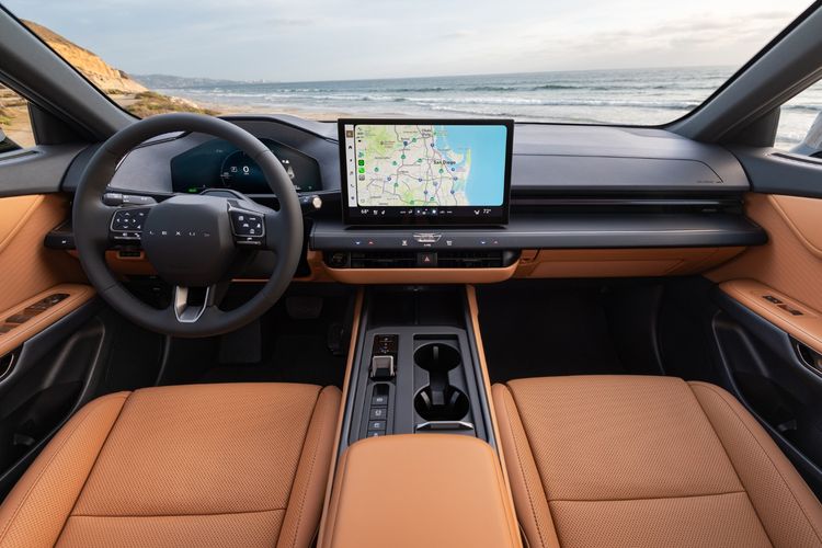 Lexus, Lexus ES, Ketika Unsur Mewah, Hi-Tech, dan Hijau Diramu dalam Kabin Minimalis