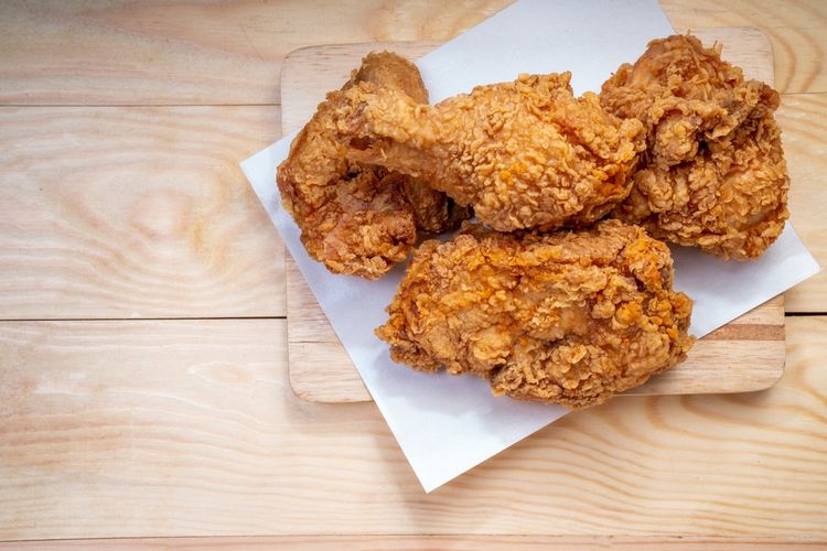 ayam goreng, ayam, kuliner, Tak Hanya Krispi, Ini 6 Variasi Ayam Goreng Paling Enak dari Berbagai Negara
