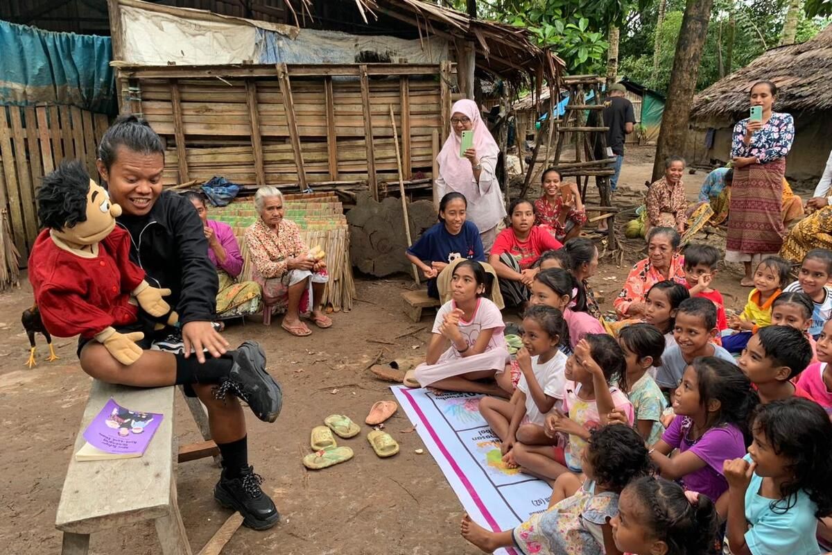 Dongeng, sejarah dongeng nasional, Hari Dongeng Nasional, dongeng, ucapan hari dongeng nasional, kata-kata hari dongeng nasional, 25 Ucapan Hari Dongeng Nasional 2025, Lengkap dengan Sejarahnya, Sejarah Hari Dongeng Nasional dan sosok Pak Raden, Makna dan pentingnya Hari Dongeng Nasional, Melestarikan tradisi dongeng untuk generasi muda, Ucapan Hari Dongeng Nasional 2025