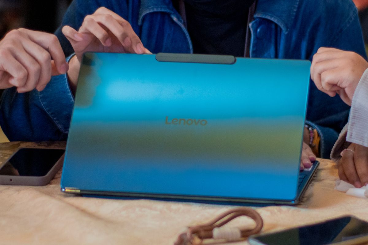 Canalys, desktop, Lenovo, pasar PC global, Q2 2025, pasar PC Global, Canalys: Pasar PC Dunia Tumbuh 7 Persen, Lenovo Teratas